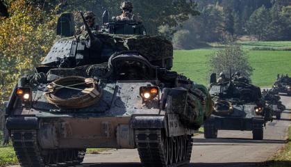 Чому скорочення сил США для війни у Європі вдвічі це не про виведення військ, а значно загрозливіше запрошення РФ до атаки