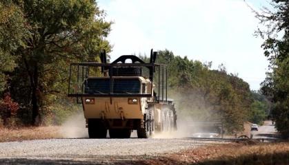 Український досвід "мангалізації" дійшов до США, де машини HMMWV та HEMTT отримали протидронові екрани