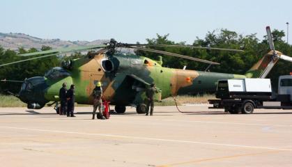 Якщо ЗСУ отримають модернізовані Мі-24В від Македонії, то зможуть бити по рашистам з повітря навіть уночі