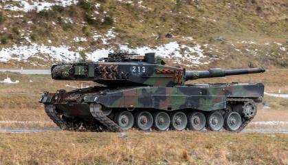 Якщо будувати армію за "швейцарським зразком", то потім може бути проблема повернути в стрій хоч 100 танків