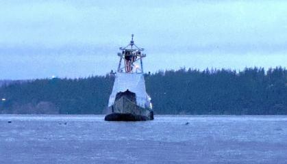У США побудували 54,8-метровий морський дрон який зможе нести зенітні ракети