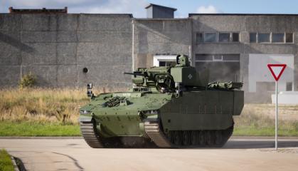 БМП ASCOD раніше пропонували Україні, а тепер Латвія через 22 місяці після контракту отримує першу у версії Mednieks