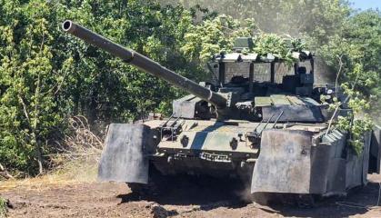 Модернізований КАЗ "Арена-М" не врятував танки рашистів від українських FPV-дронів та у чому може бути проблема