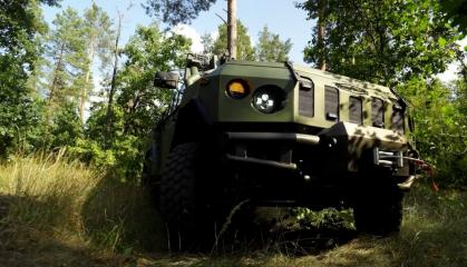 "Новатор-2" від "Української бронетехніки" показали в усіх деталях на відео: які відмінності від попередньої версії
