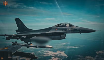 Щоб щороку робити 1900 ракет AIM-120, якими ЗСУ з F-16 та NASAMS збивають ракети та дрони, США уклали контракт вартістю до 20,7 млрд доларів