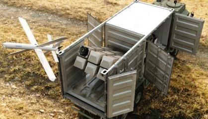 Якщо купуєш багато дронів, то ще питання, як їх запускати, тож Пентагон шукає контейнерні пускові