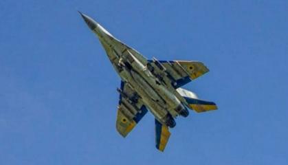Якщо раптом для України зупинять постачання GBU-39, то варто поглянути на цікавіший турецький аналог Tolun, який пішов у серію