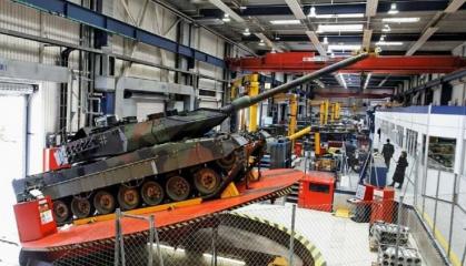 Британці в 1977 році писали, що ФРН начебто "злила" в СРСР броню Leopard 2, але чи могло бути так насправді