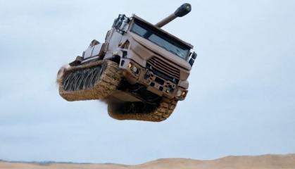 Гусенична САУ CAESAR тепер стріляє у польоті, а БТР Boxer отримав БМ "Преса" та "Інфлюенсер" - 1 квітня у західних ЗМІ