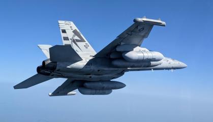 Літак РЕБ EA-18G Growler вперше збив повітряну ціль, у ВМС США кажуть про бої в складних умовах