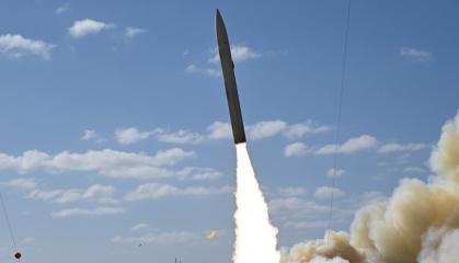 Аби наздогнати "Кинджал" та "Циркон" від РФ у США хочуть розгорнути гіперзвукові ракети Dark Eagle проти Ірану та які нюанси