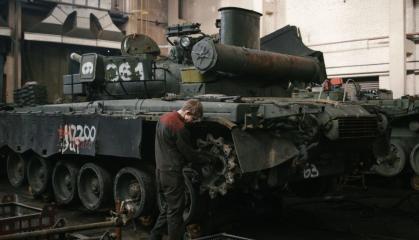 Росія в 2027 році може мати по 3300 танків та артсистем і 11 тисяч ББМ, але за однієї важливої умови