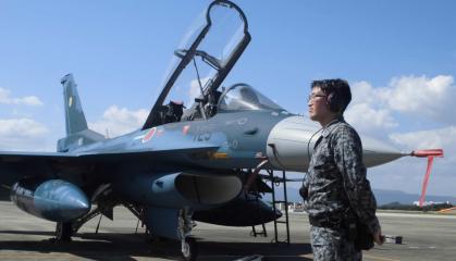 Як японці створили Mitsubishi F-2 за драконівських умов США та чим він краще за оригінальний F-16