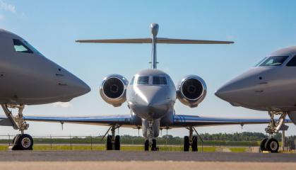Після того як змусили Австралію чекати сім років на перший літак-шпигун MC-55A Peregrine, США залишають інші три у себе