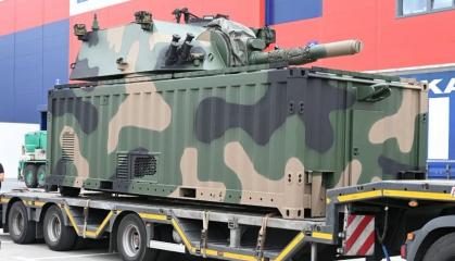 Контейнер під башту Rak на MSPO 2026 виявився просто демонстратором, але от по гусеничному шасі досі є питання
