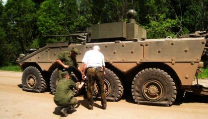 Як рашисти 13 років тому хотіли купити купу колісних танків Centauro та БМП Freccia