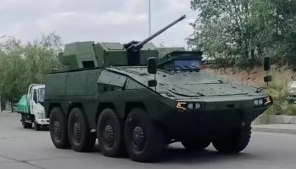 Навіщо Китаю майже повна копія німецького Boxer, бо не факт, що її візьмуть на озброєння