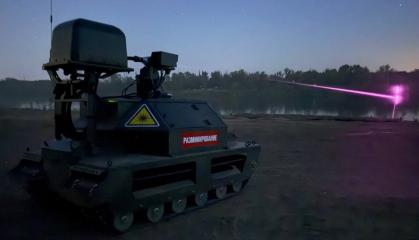 Російський НРК з лазером "Игнис" випалює міни на відстані до 200 м, але чи годиться він для поля бою