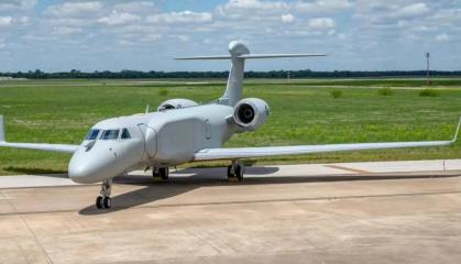 Невже США вирішили "налякати" рашистів у Калінінграді літаком РЕБ EA-37B Compass Call II, який може порушити роботу ППО