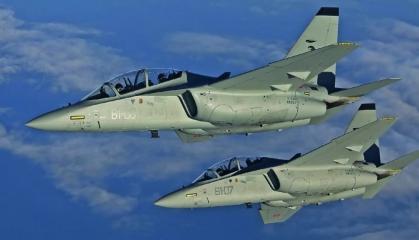 Італія та РФ у 1990-хх роках спільно розробляли M-346 та Як-130, але чому британці про це згадали зараз