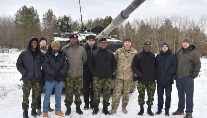 Військові Нігерії зацікавилися тренажерами для БТР та танків від українських виробників