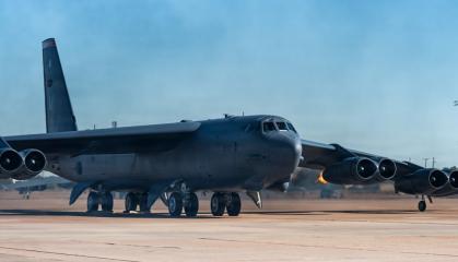 Аби бомбардувальники прослужили за 100 років, нові двигуни до B-52 надійдуть на випробування вже у 2027 році