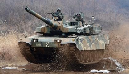 Яка країна передала Т-72 ЗСУ, а тепер скаржиться, що Abrams недостатньо, тож хоче 400 південнокорейських K2