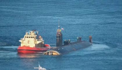 США почали ремонт субмарини більш ніж за 1 рік після аварії, тому їх "розкачка" по снарядам для України вже не дивує