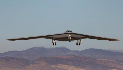 Домівку секретних винищувачів F-22 та бомбардувальників B-21 віддадуть під комерційну забудову дата центрами ШІ