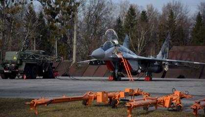США вже давали Україні літаки МіГ-29 та Су-25, і це теж аргумент нарешті перейти до F-16