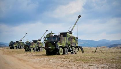 Сербія продає свої 155-мм САУ Nora B52 в Азербайджан і має за це свій "бонус"