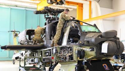 Поруч з Україною буде другий у світі оператор вертольотів Apache, який матиме найбільший в Європі центр обслуговування