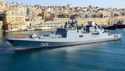 Чотири кораблі рашистів з ракетами "Калибр" уже третій місяць не можуть пройти в окупований Крим