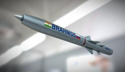 РФ намагається "впарити" одну із своїх "чудо-ракет" покупцям із М’янми