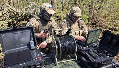 Рашисти кажуть про "Павлин" для маскування зв'язку та точок пуску БПЛА, але чи воно працює