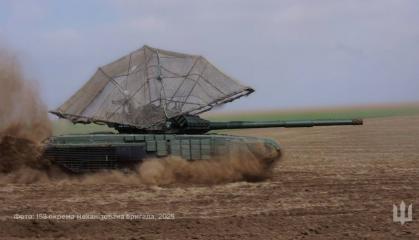 Хто вперше використав дрони-камікадзе, український захист від дронів копіюють все частіше та інші новини тижня