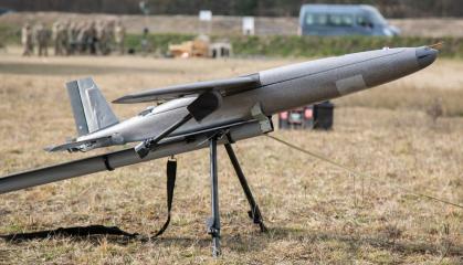 Що такого особливого в середині дрона Hornet, яким вирізають російську логістику, звідки він взявся та які його ключові особливості