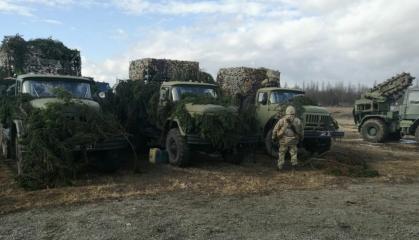 Заслон перед танками РФ: військові інженери ЗСУ тренувались ставити трирядне мінне поле 