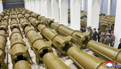 Як КНДР за 1,5 року побудувала цех для виробництва балістичних ракет KN-23 для РФ, а потім закопала його