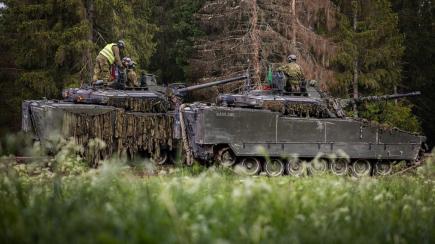 Між збивати "Искандер" і купити БМП Естонія обирає перше, бо перекидає півмільярда на ППО і дрони