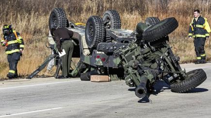 Як у США перекидання Humvee на дах стало проблемою та як General Motors хоче це вирішити у новій автівці