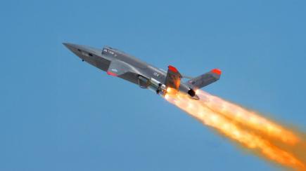 Матрьошка з дронів по американськи: XQ-58 Valkyrie тепер зможе нести ракето-дрони Lumberjack