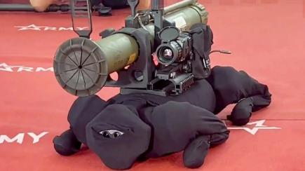 Рашисти показали "бойового робота" з РПГ-26, якого "вкрали" на AliExpress