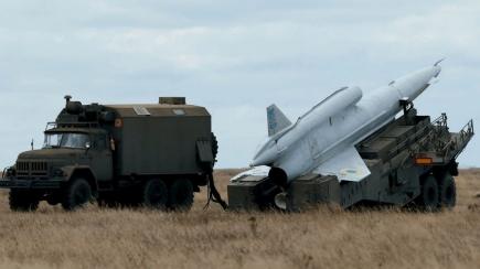 Коли ЗСУ вперше били реактивним Ту-141 "Стриж" по Ту-22М3 і Ту-95МС, які особливості цього БПЛА