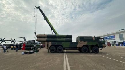 Китай вперше публічно показав свій аналог THAAD та С-500 під назвою HQ-19, про який досі відомо мало