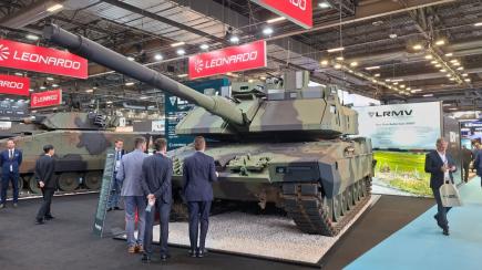 Україні танки KF51 Panther не пішли, а зараз їх показали у варіанті NMBT для Італії, який дає погляд і на міжнародну версію