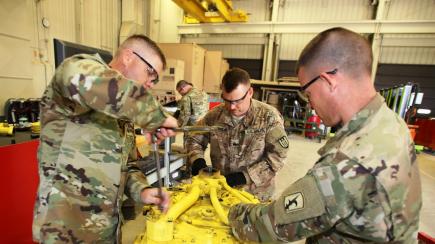 Армія США у Польщі розгорнула центр "дистанційного ремонту" американської зброї та техніки