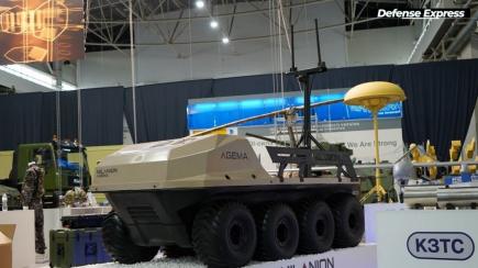 "Українська бронетехніка" розповіла про тести наземного дрона AGEMA в ЗСУ (відео)