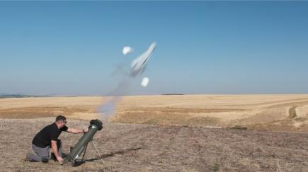 Рашисти вперше показали новий "Рус-ПЭ", який "скопіювали" із ізраїльського Hero-90 з ШІ