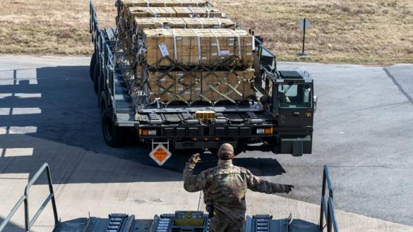 Вашингтон вийшов на обіцяний темп надання допомоги озброєнням, щоб встигнути до інавгурації Трампа